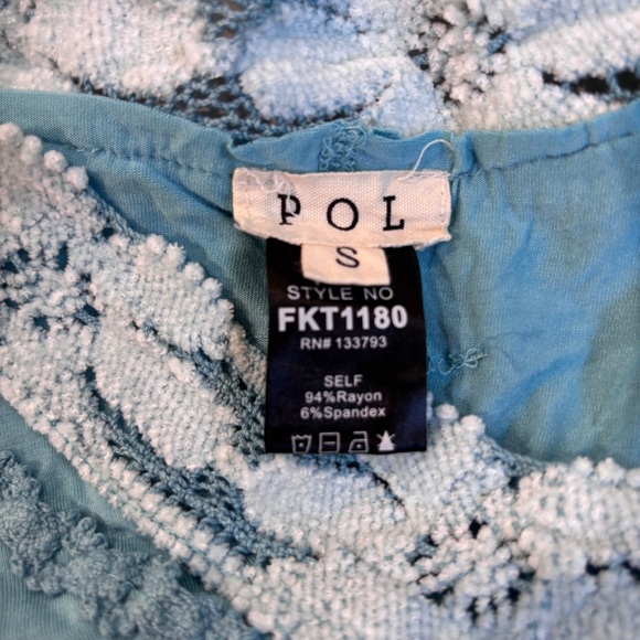 POL blue floral tank - Picture 6 of 6